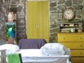 Juego Escape de cabaña con techo de paja  en línea