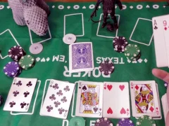 Juego Casual Poker Online en línea