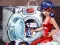 Juego LadyBug Washing Costumes en línea