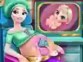 Juego Ice Queen Pregnant Check-Up en línea