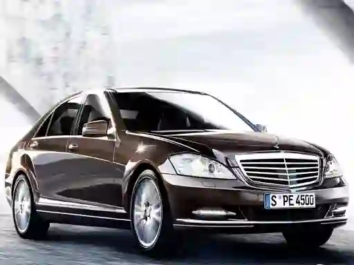 Juego Luxury Sedan Suzzle en línea