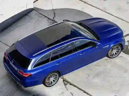 Juego Mercedes Benz E63 Amg Estate Slide en línea