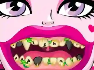 Juego Draculaura Bad Teeth en línea