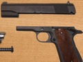 Juego Trabajando con armas  en línea