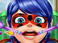 Juego Mariquita: El doctor trata la garganta  en línea